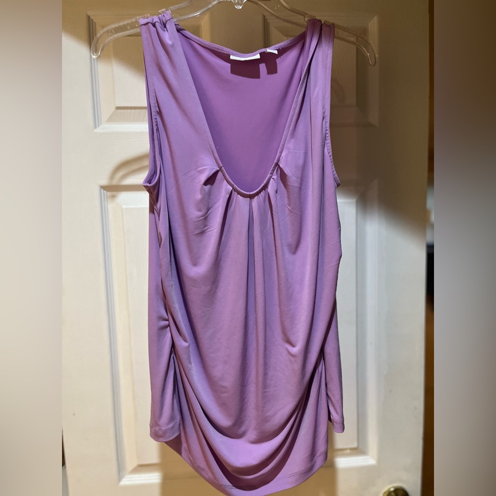 Sleeveless Shell Top